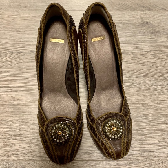 Holts designer luxury brown snakeskin pumps - Picture 2 of 3